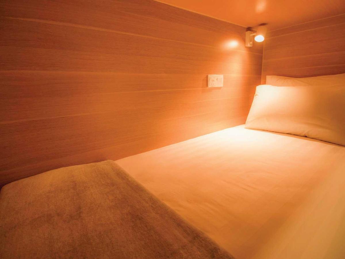 Hexa Hotel & Backpackers Capsules Bukit Bintang Kuala Lumpur Exterior foto