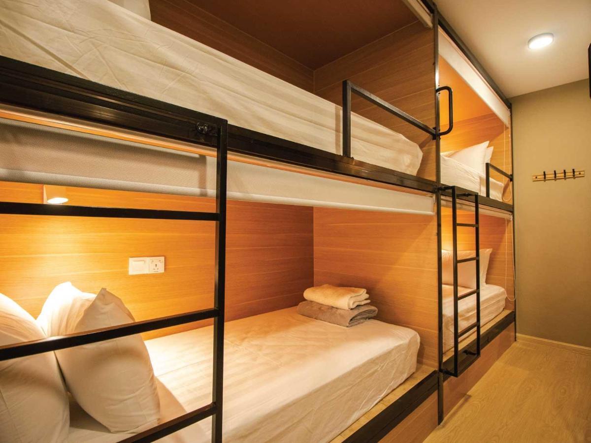Hexa Hotel & Backpackers Capsules Bukit Bintang Kuala Lumpur Exterior foto