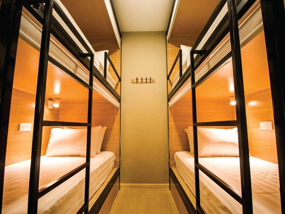 Hexa Hotel & Backpackers Capsules Bukit Bintang Kuala Lumpur Exterior foto